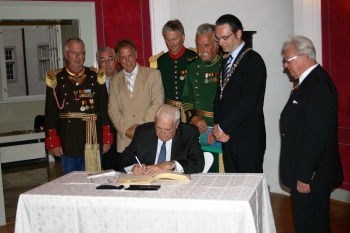 Eintrag in das Goldene Buch